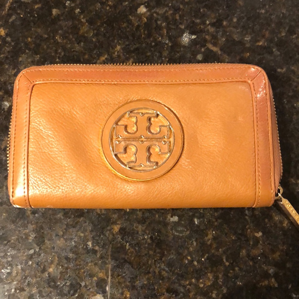 Tory Burch Wallet